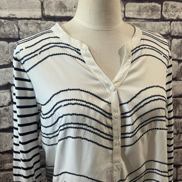 Chico's V-Neck 3/4 Sleeve Striped Blouse Size Large - Picture 2 of 11